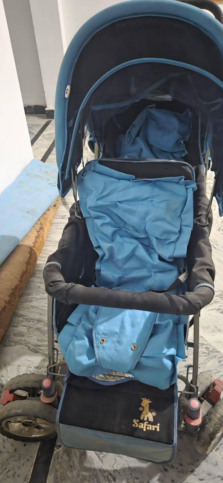Double babaies stroller 2