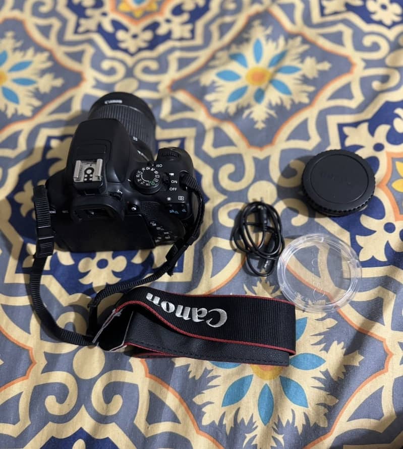 Canon EOS 700D 3