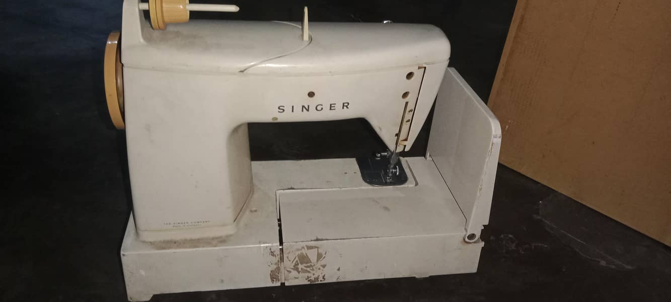 Singer 720 model 4