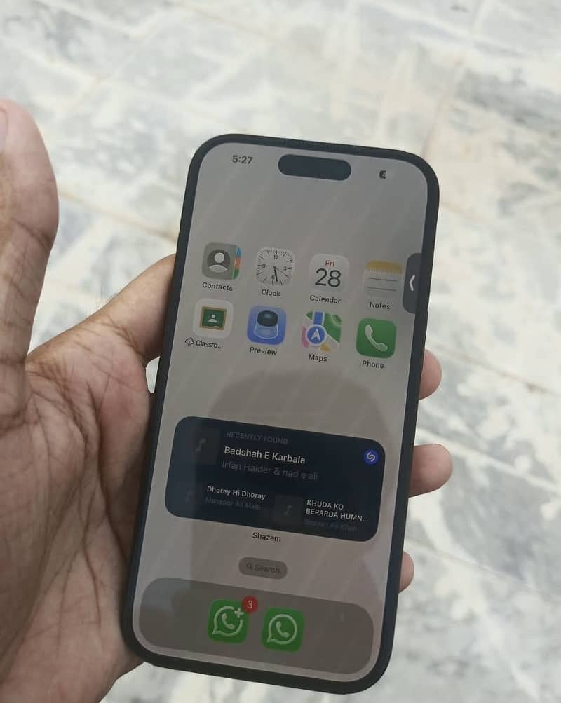 Apple iPhone 15 1