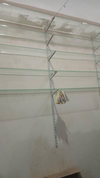 Glass Shelfing