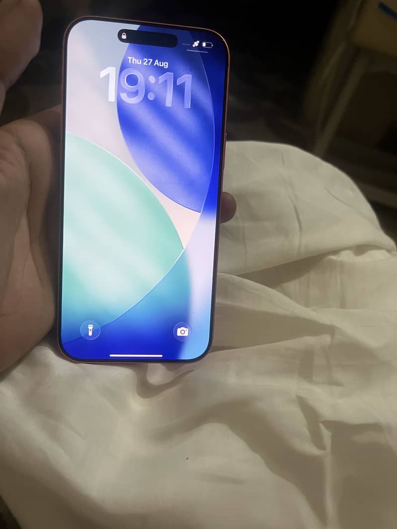 Apple iPhone 17 Pro Max 6