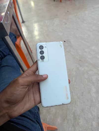 Tecno camon 18t 6/128 with box