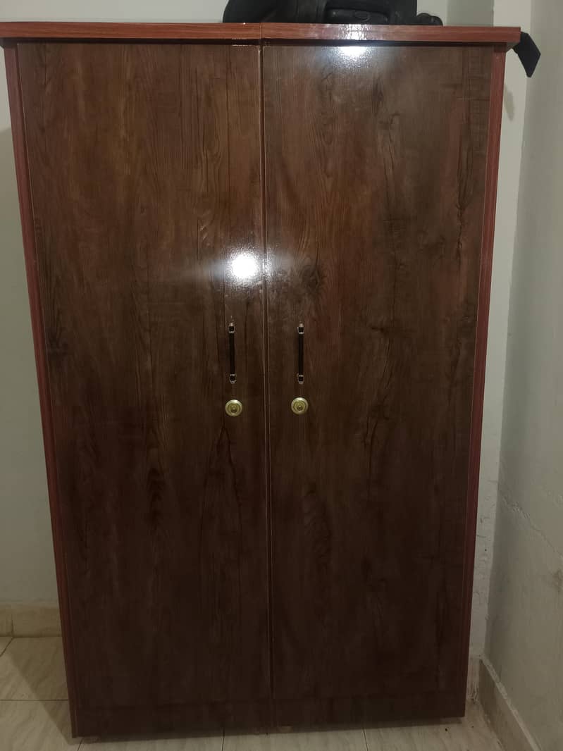 2 Door Locker 0