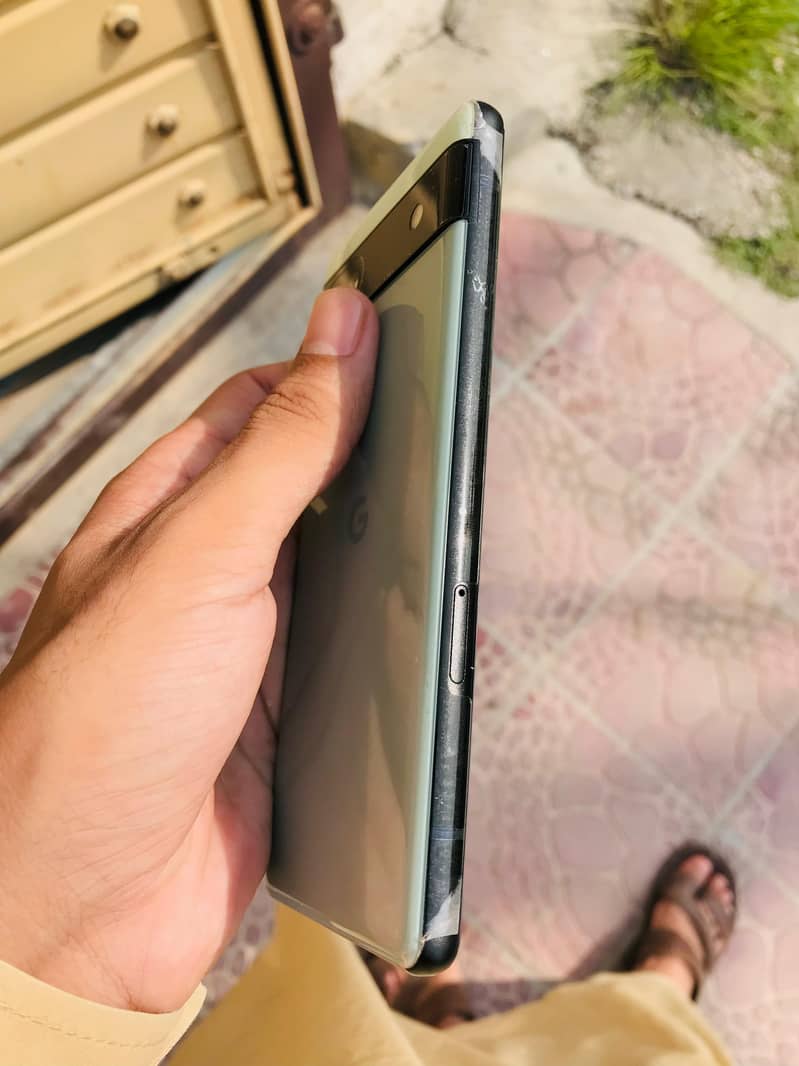 Google Pixel 6a 3