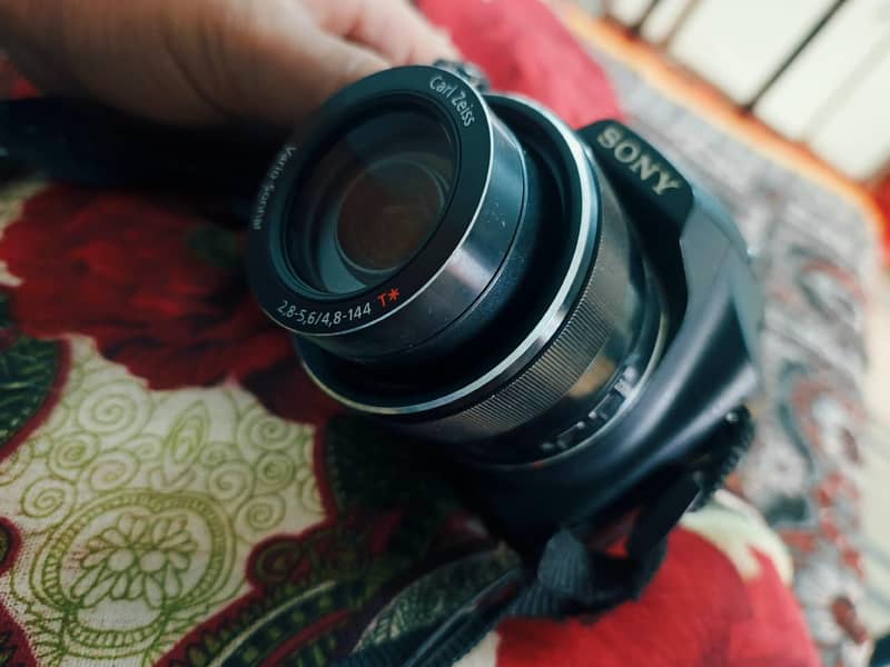 SONY CAMERA 8