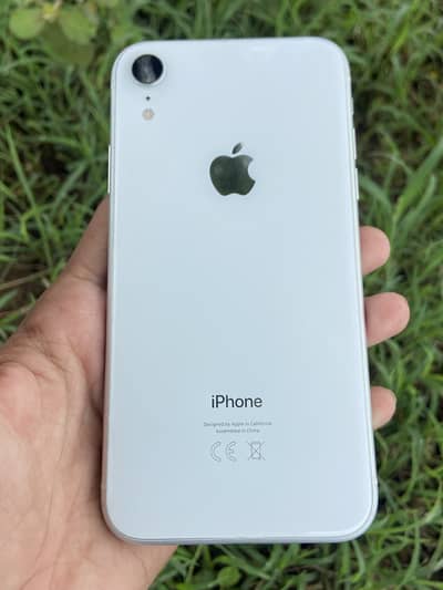 Apple iPhone XR