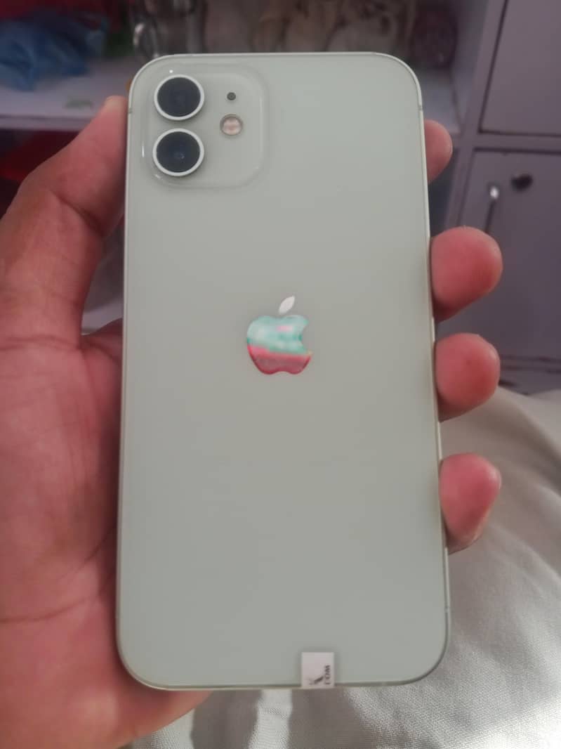 Apple iPhone 12 0