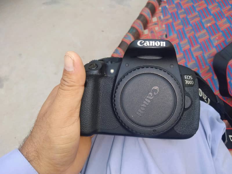Canon EOS 700d 3