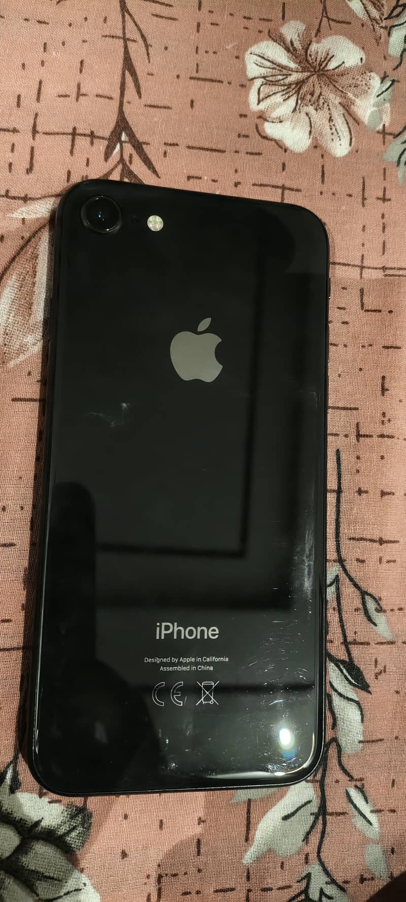 Apple iPhone 8 0
