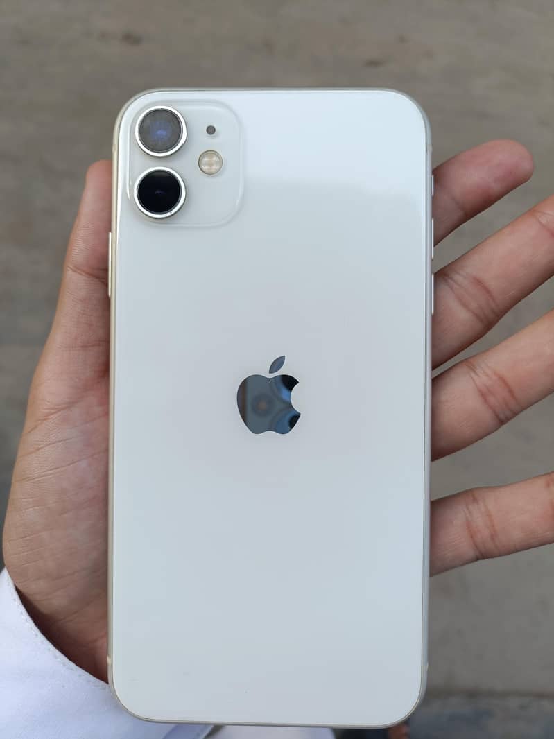 Apple iPhone 11 0