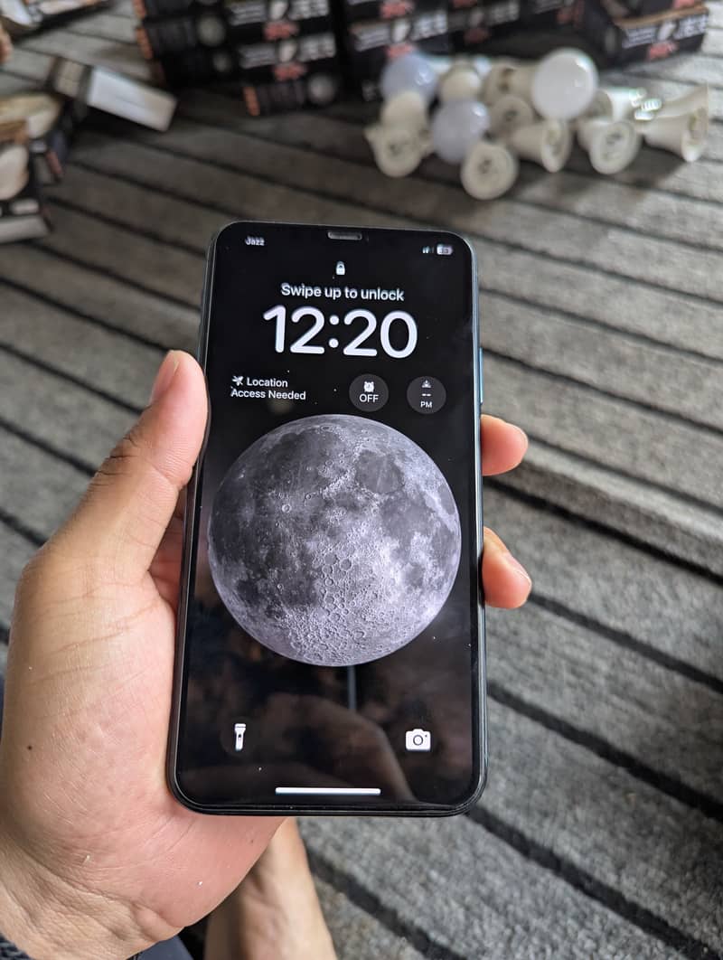 Apple iPhone 11 Pro Max 0