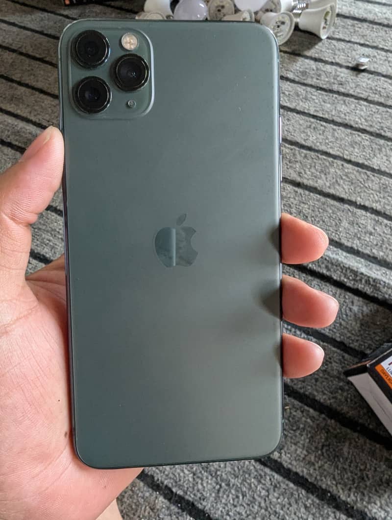 Apple iPhone 11 Pro Max 1