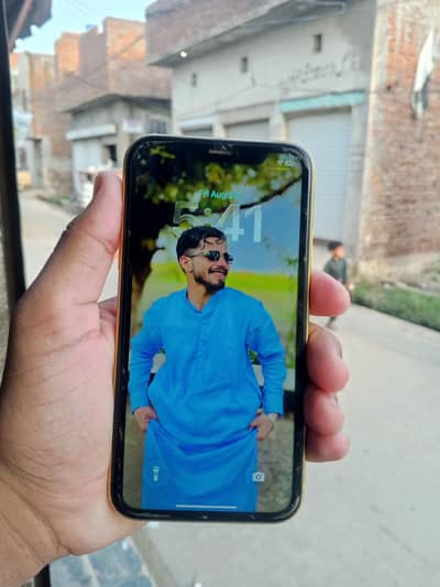 Apple iPhone 11