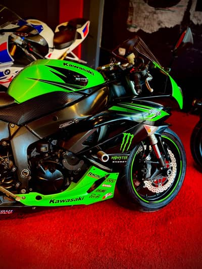 KAWASAKI NINJA ZX6R