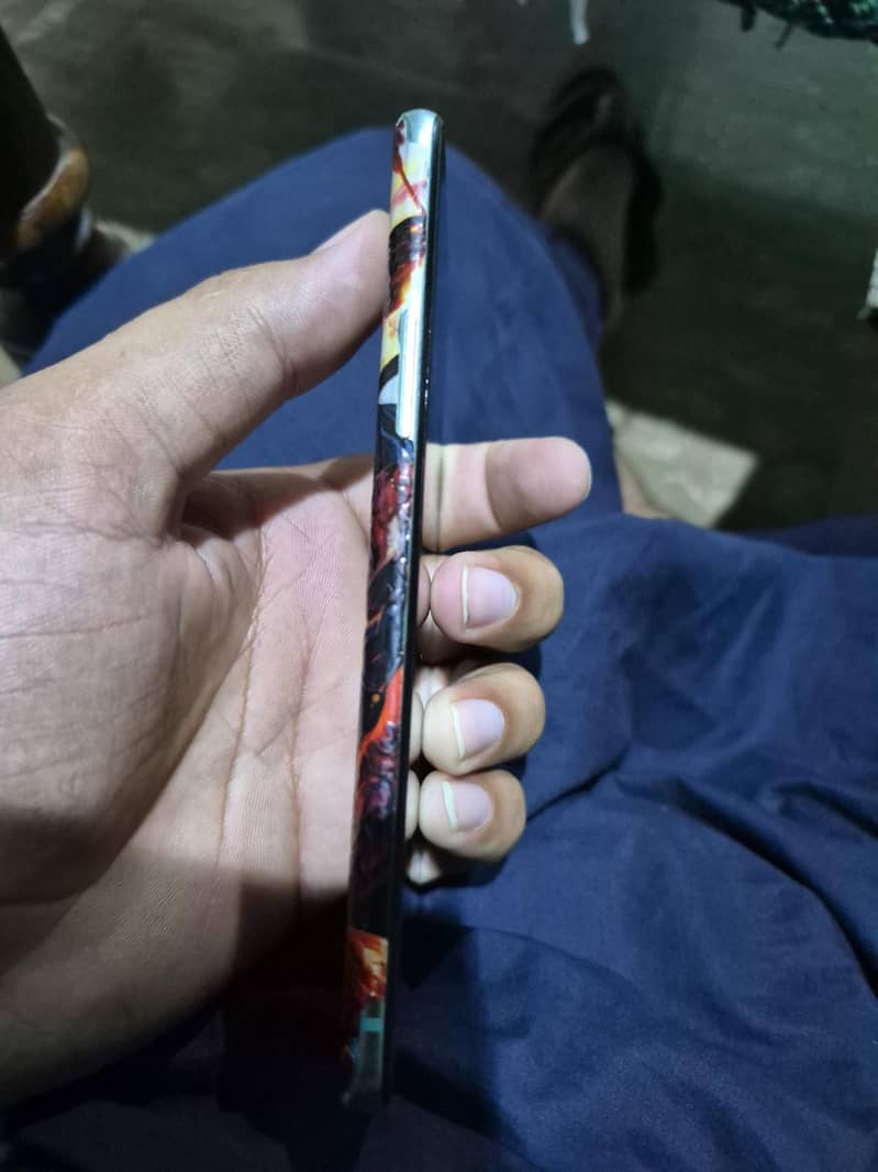 One Plus 8T 4