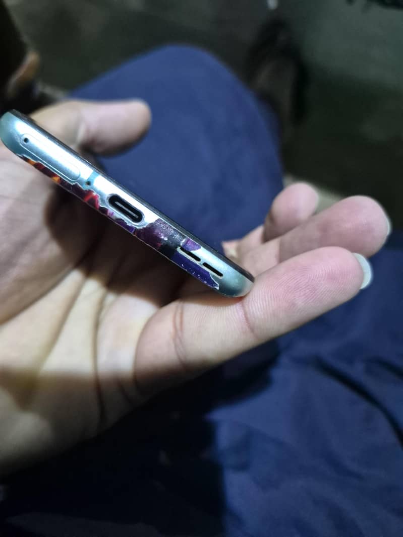 One Plus 8T 5