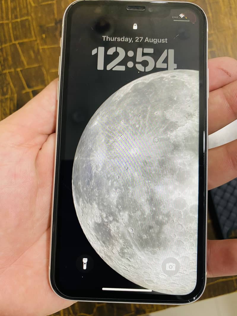 Apple iPhone XR 4