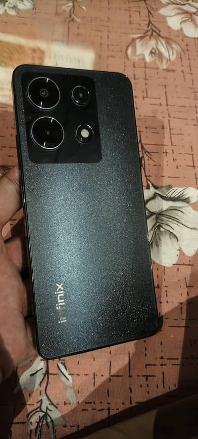 Infinix Note 30