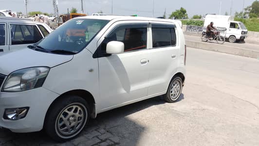 Suzuki Wagon R 2018 geniun condition