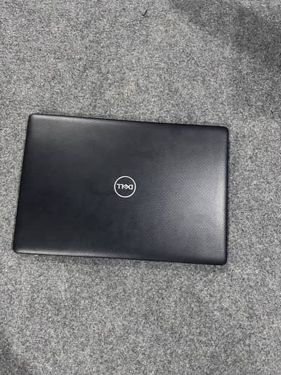 Dell Touchscreen laptop Ryzen 3 | 8GB RAM | 128GM NVMe SSD + 500HDD