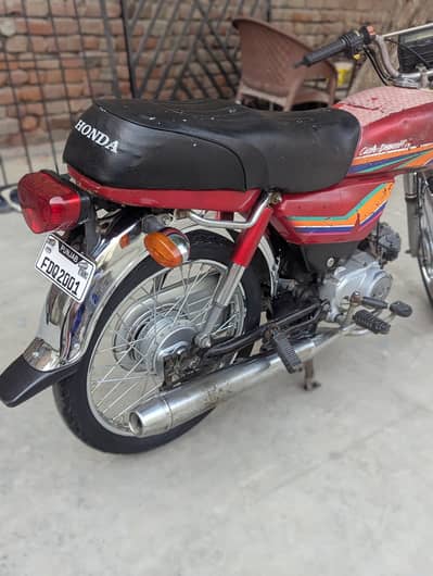 Honda 12 model hi