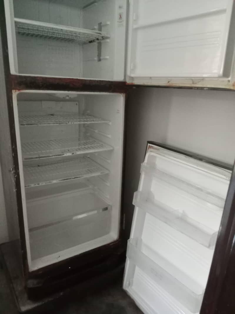 Fridge 3
