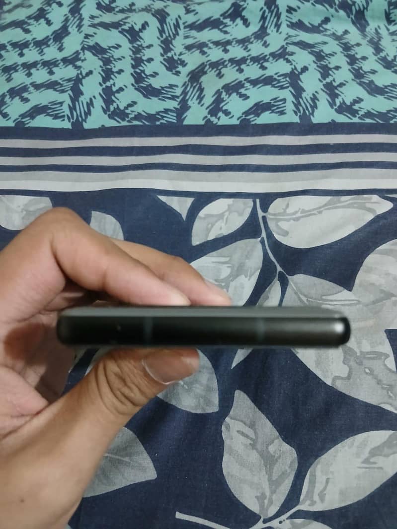 Google Pixel 6a 4