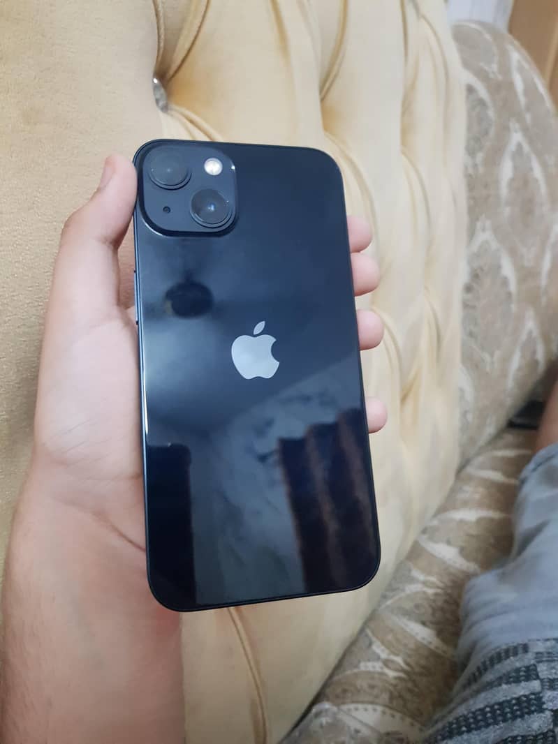 Apple iPhone 13 1