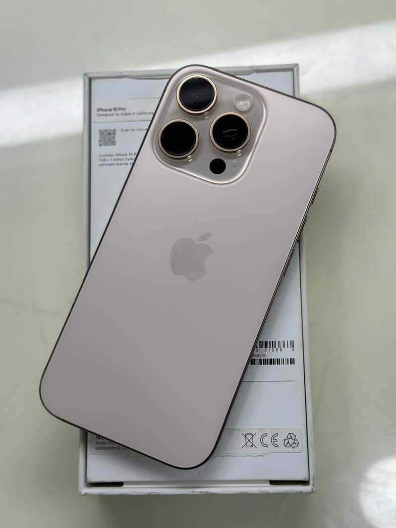 Apple iPhone 16 Pro 1