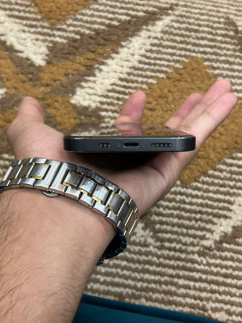 Apple iPhone 13 Pro 4