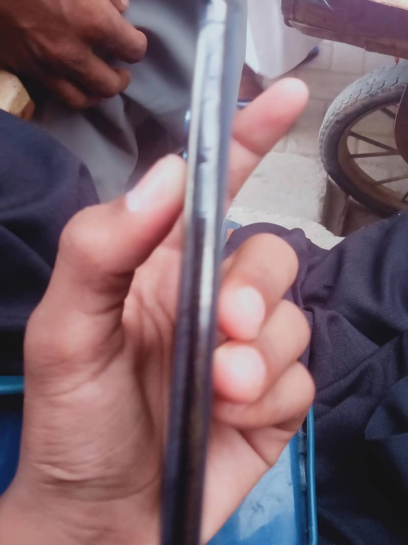 Apple iPhone 11 Pro 3