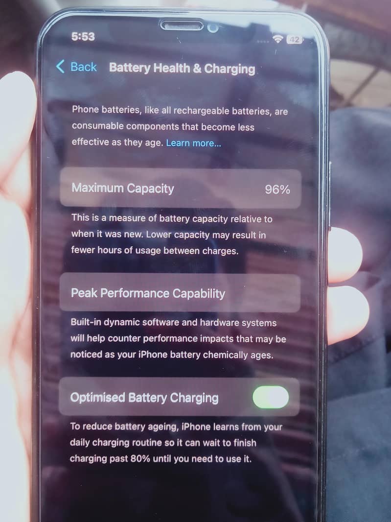 Apple iPhone 11 Pro 4