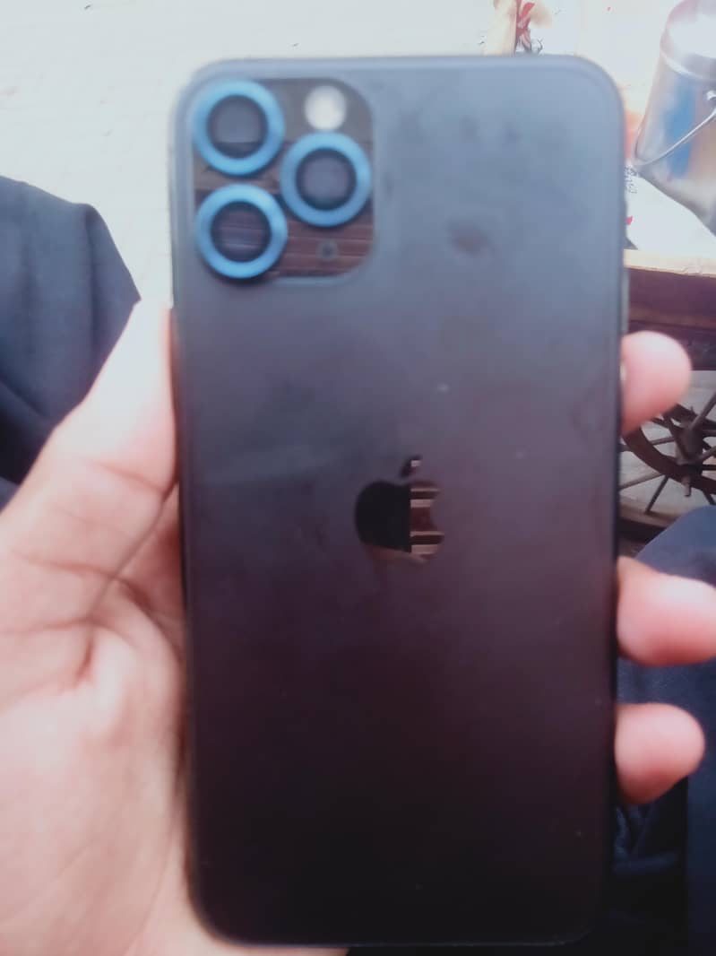 Apple iPhone 11 Pro 7
