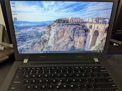 ThinkPad E460 6th gen 8gb Ram 256gb SSD
