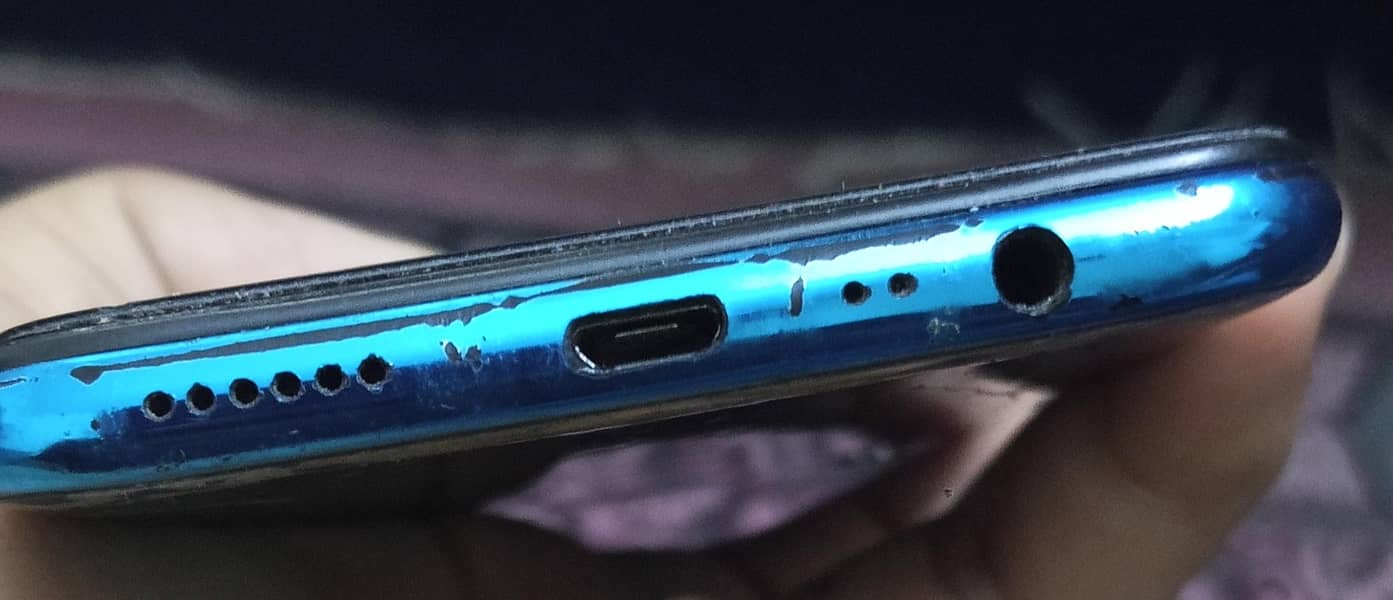 Realme 3 5