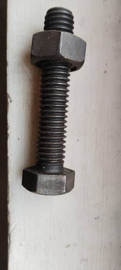 Nut & bolts