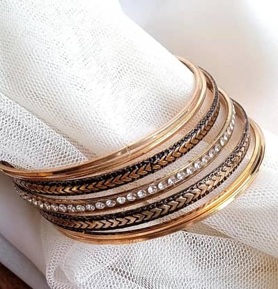 7 piece Antique Gold plated bangles