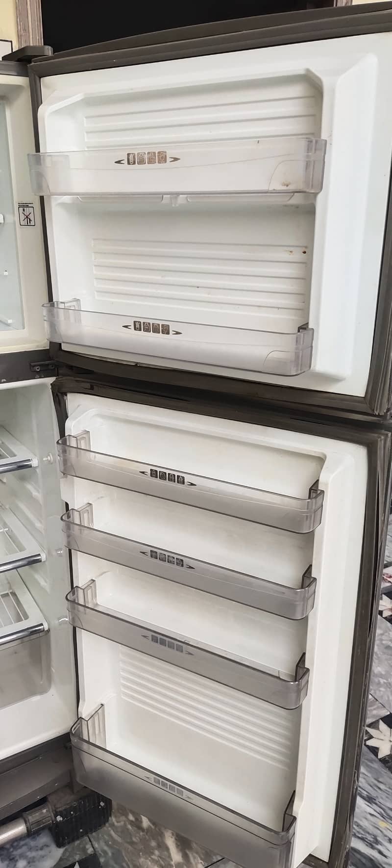 Dawlance fridge 4