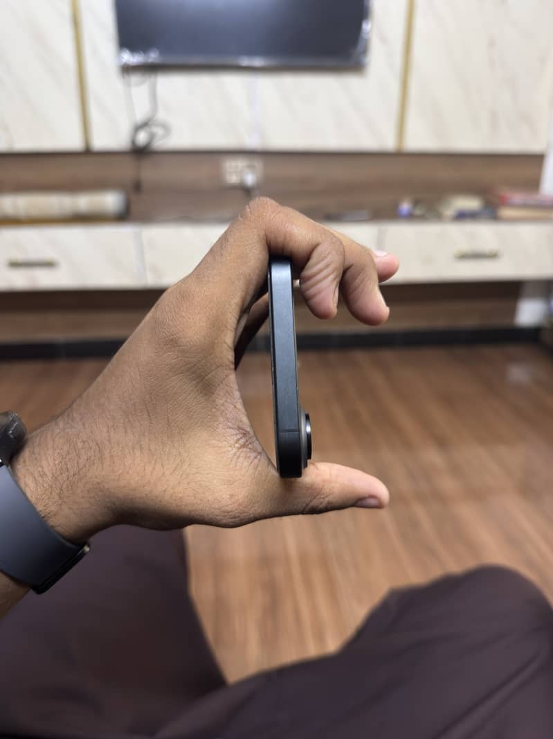 Apple iPhone 16 Plus 5
