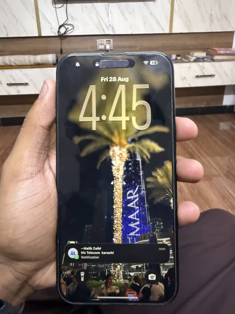 Apple iPhone 16 Plus 7