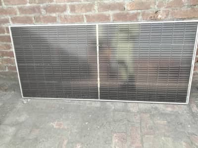 300 watt solar panel