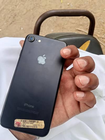 Apple iPhone 7