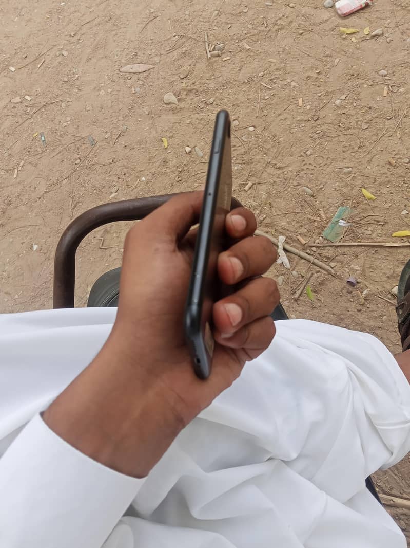Apple iPhone 7 5
