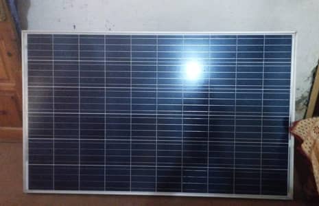Solor panel 260 WATT Good condition Like New