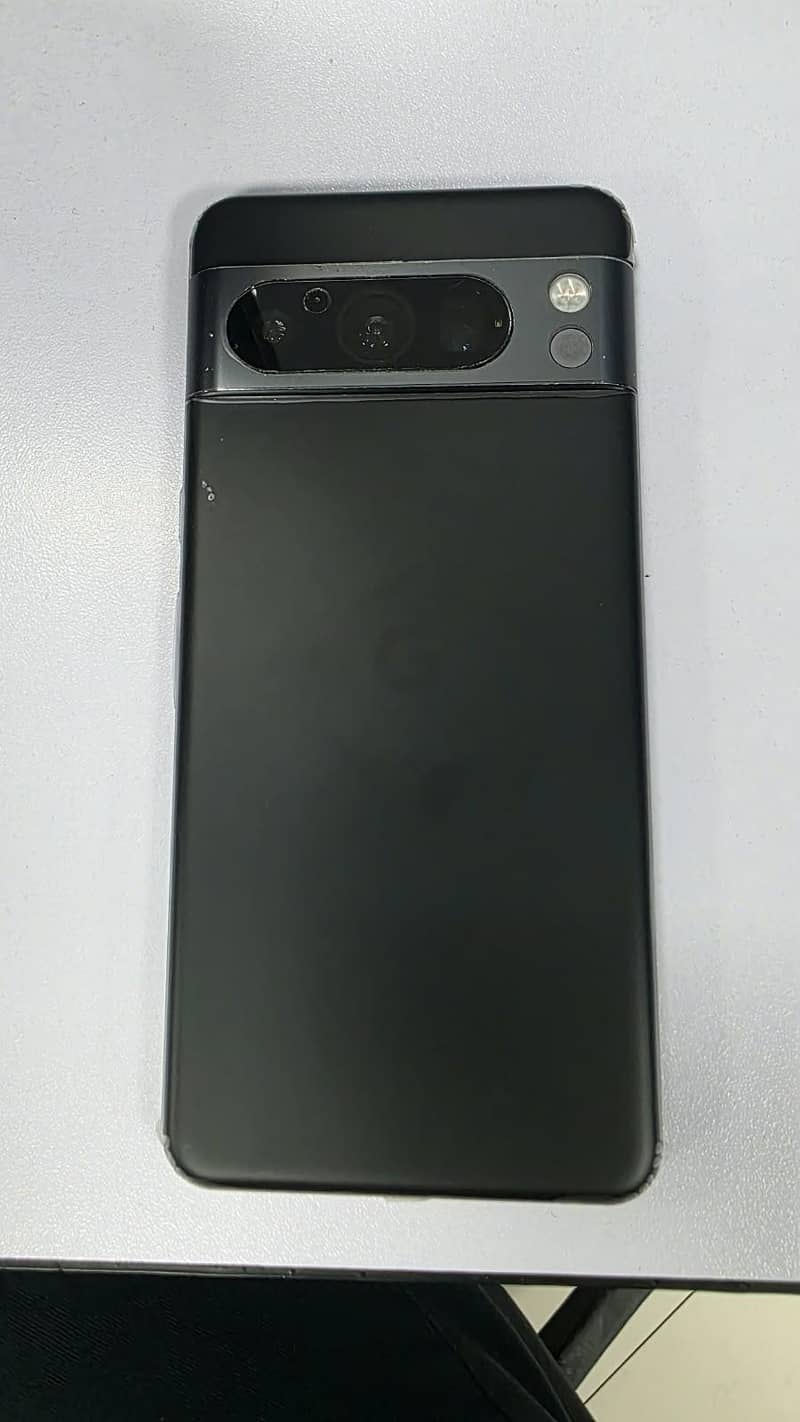 Google Pixel 8 Pro 3