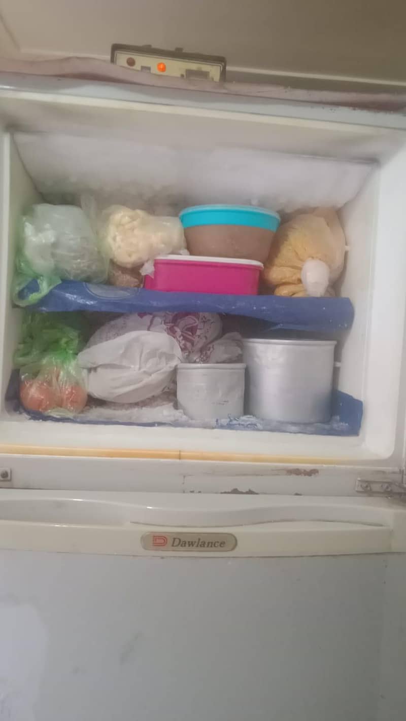 Dawlance refrigerator 1