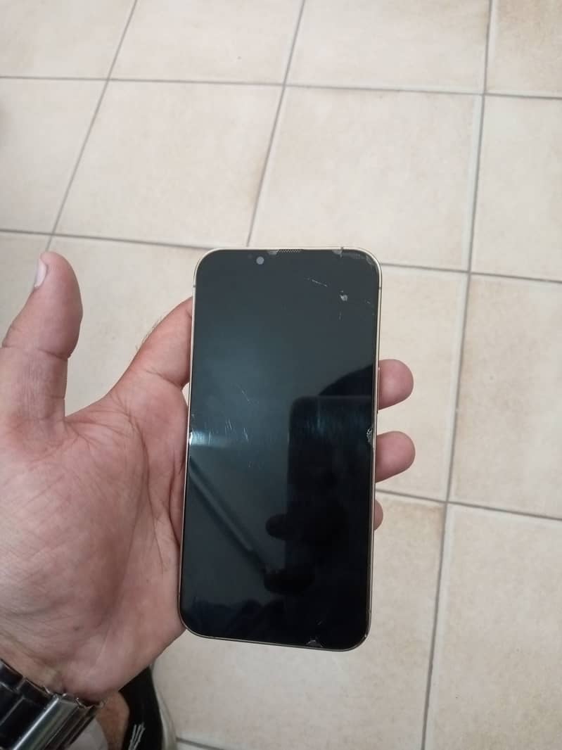 Apple iPhone 13 Pro 2