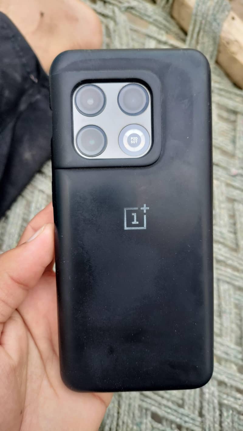 One Plus 10 Pro 0