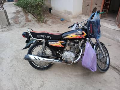 125 2021 model